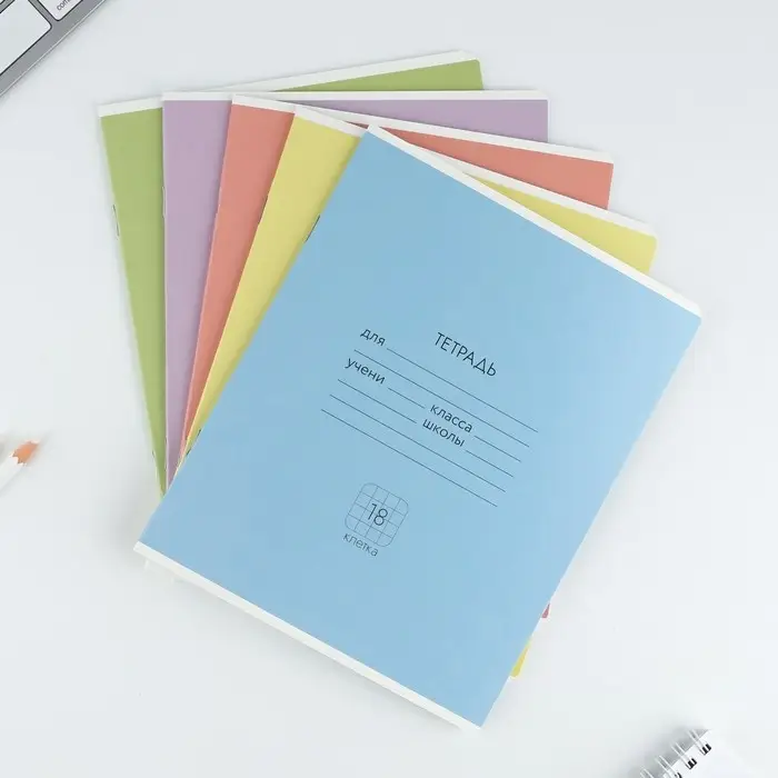 Тетрадь в клетку 18 листов А5, на скрепке &laquo;Цветные обложки&raquo;, обложка мелованный картон, 5 видов МИКС