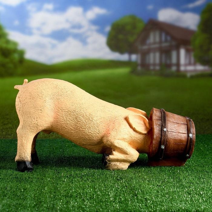 Садовая фигура из полистоуна «Свинья в кадке», 48×16×24 см Садовая фигура из полистоуна «Свинья в кадке», 48×16×24 см