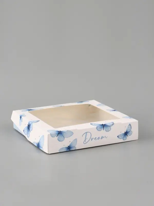 Коробка подарочная с окном &laquo;Мечты&raquo;, 20&times;20&times;4 см, самосборная