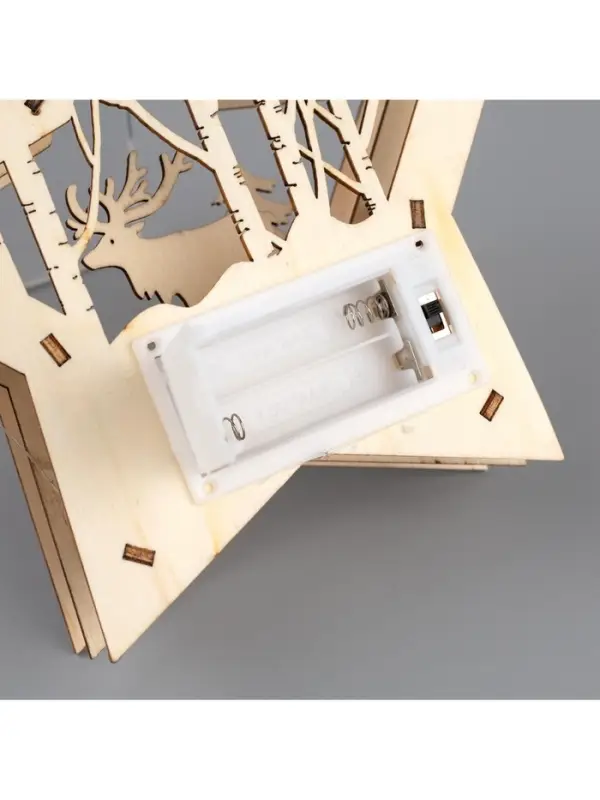 Светодиодная фигура &laquo;Звезда с оленем в лесу&raquo; 18&times;18&times;5 см, дерево, от батареек АААх2, свечение тёплое белое