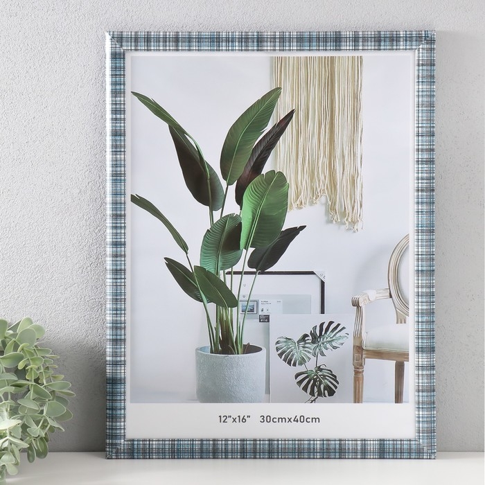 Фоторамка МДФ 30х40 см Фоторамка МДФ 30х40 см "Шотландская клетка на тёмно-коричневом" 1,5х33х43 см