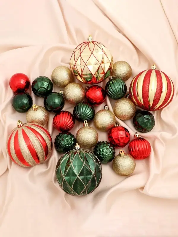 Ёлочные игрушки &laquo;Новогодний маскарад&raquo;, шары новогодние, набор 38 шт., МИКС