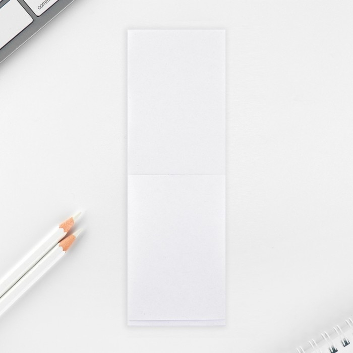 Подарочный набор: блокнот, карандаши (2 шт) и значок «8 марта: Самая милая» Подарочный набор: блокнот, карандаши (2 шт) и значок «8 марта: Самая милая»