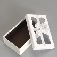 Набор подарочных коробок 3 в 1, прямоугольные с окном, белый, 23&times;16&times;9.5; 21&times;14&times;8; 19&times;12&times;6.5 см
