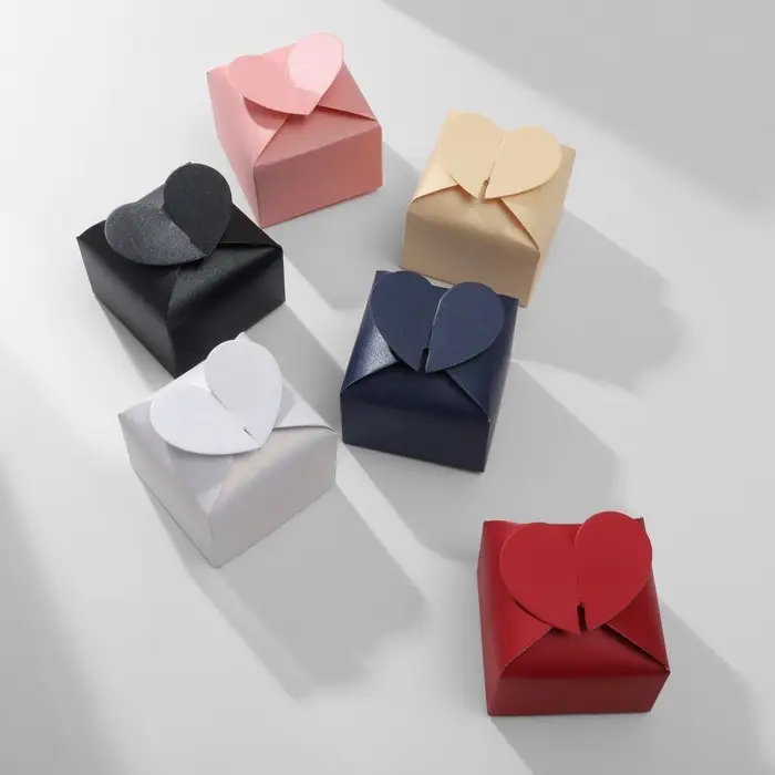 Коробочка подарочная складная «Любовь» 6×6×4, МИКС Коробочка подарочная складная «Любовь» 6×6×4, МИКС