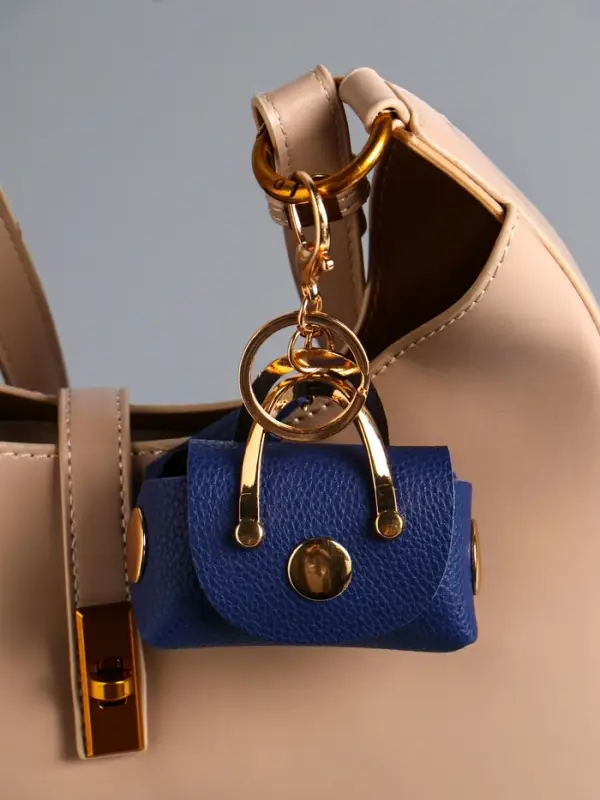 Брелок кожзам с карабином, с кистью Брелок кожзам с карабином, с кистью "Саквояж" синий 7,5х4х7 см