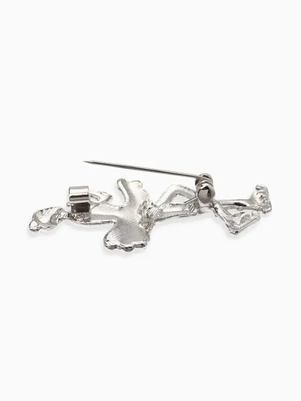 Брошь &laquo;Фигуристка&raquo;, белая в серебре