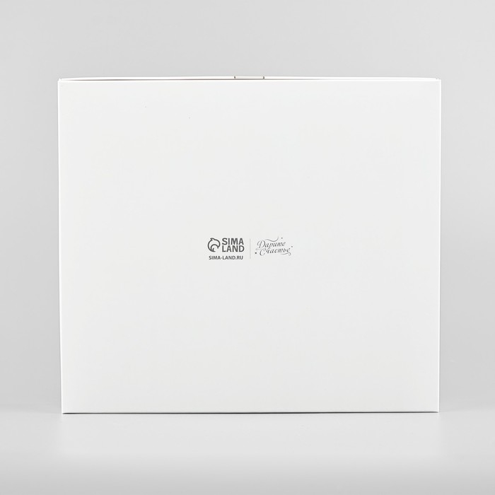 Коробка подарочная новогодняя складная «Новый год - время обьятий», 23.5 х 20.5 х 5.5 см, Новый год Коробка подарочная новогодняя складная «Новый год - время обьятий», 23.5 х 20.5 х 5.5 см, Новый год