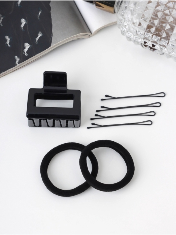 Набор для волос «Вивьен», 2 резинки 5.5 см, 8 невидимок 5.5 см, краб 4 см, объём, чёрный Набор для волос «Вивьен», 2 резинки 5.5 см, 8 невидимок 5.5 см, краб 4 см, объём, чёрный