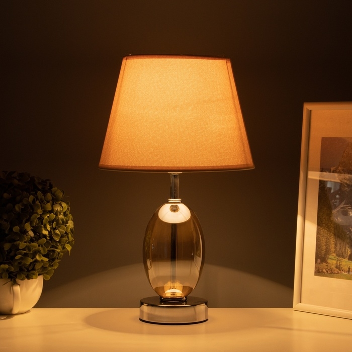 Лампа настольная Лампа настольная "Изольда" 1х40Вт Е27 шампань 22,5х22,5х38см