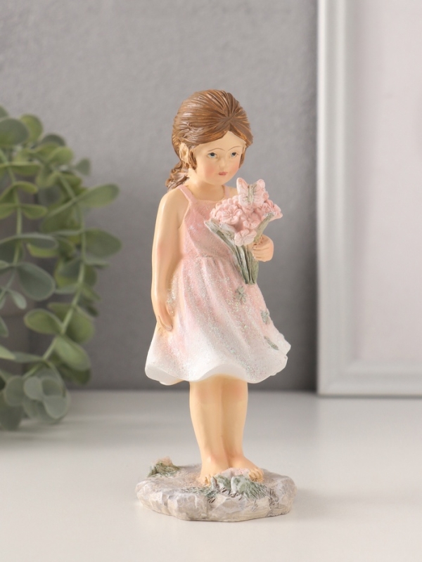 Сувенир полистоун Сувенир полистоун "Малышка в розовом сарафане, с букетом" 6,5х6х15 см