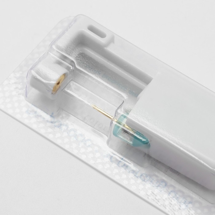 Пистолет одноразовый для пирсинга, серьга в комплекте «Классика», 5 мм, цвет белый в золоте Пистолет одноразовый для пирсинга, серьга в комплекте «Классика», 5 мм, цвет белый в золоте