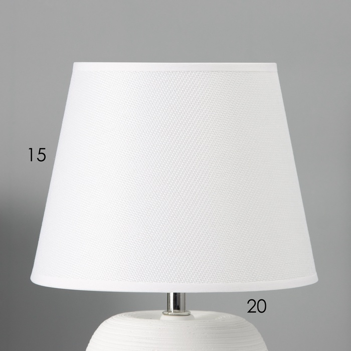 Настольная лампа с абажуром RISALUX «Люмина», Е14, 40 Вт, белый, 20×20×30.5 см