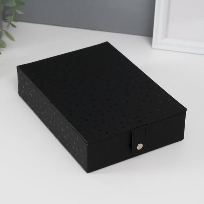 Шкатулка кожзам для украшений с зеркалом Шкатулка кожзам для украшений с зеркалом "Сердечки" чёрная матовая тиснение 15х21,5х5,5 см 1052445