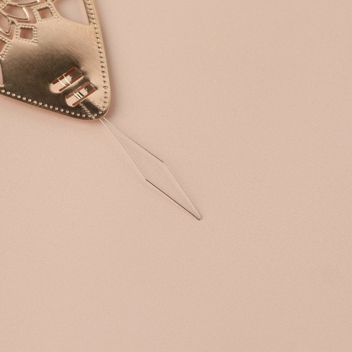 Нитковдеватель ажурный 6*2,8см бронзовый ТР Нитковдеватель ажурный 6*2,8см бронзовый ТР