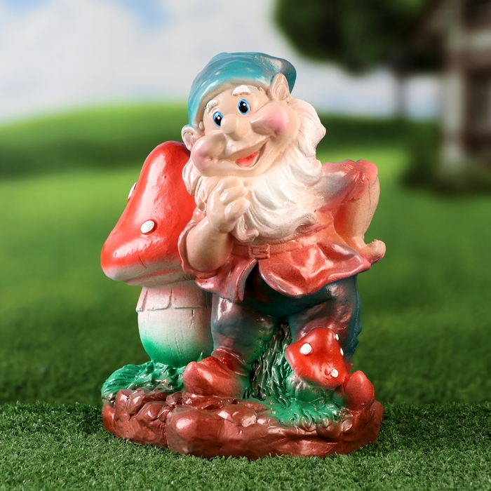 Садовая фигура  Садовая фигура "Добрый гном с грибом" 26см
