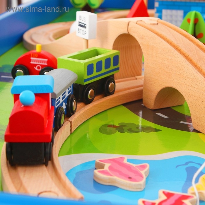 Железная дорога, 88 элементов, стол в комплекте Железная дорога, 88 элементов, стол в комплекте