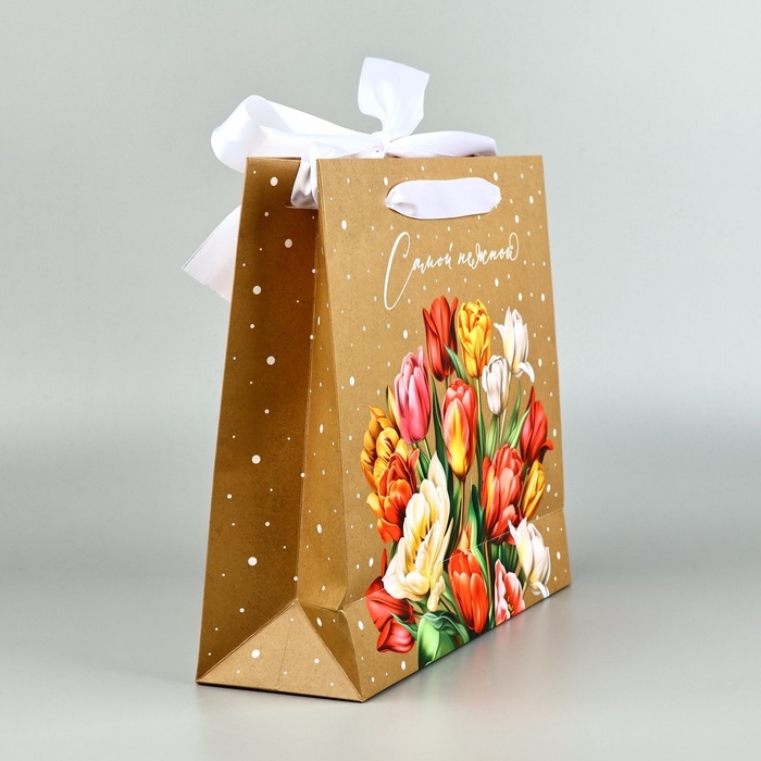 Пакет ламинированный с лентой «Самой нежной», M 30 × 9 × 26 см Пакет ламинированный с лентой «Самой нежной», M 30 × 9 × 26 см