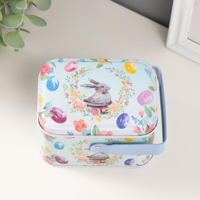 Шкатулка металл с ручкой Шкатулка металл с ручкой "Кролик в цветочном венке" 10,5х7,8х6,4 см