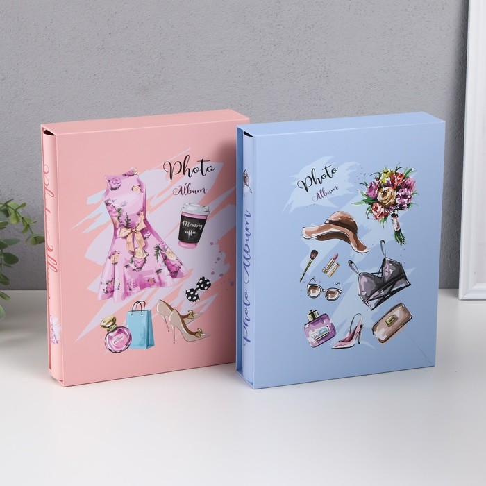 Фотоальбом на 200 фото 10х15 см Фотоальбом на 200 фото 10х15 см "Женские аксессуары" в коробке МИКС 5х20,5х26,5 см