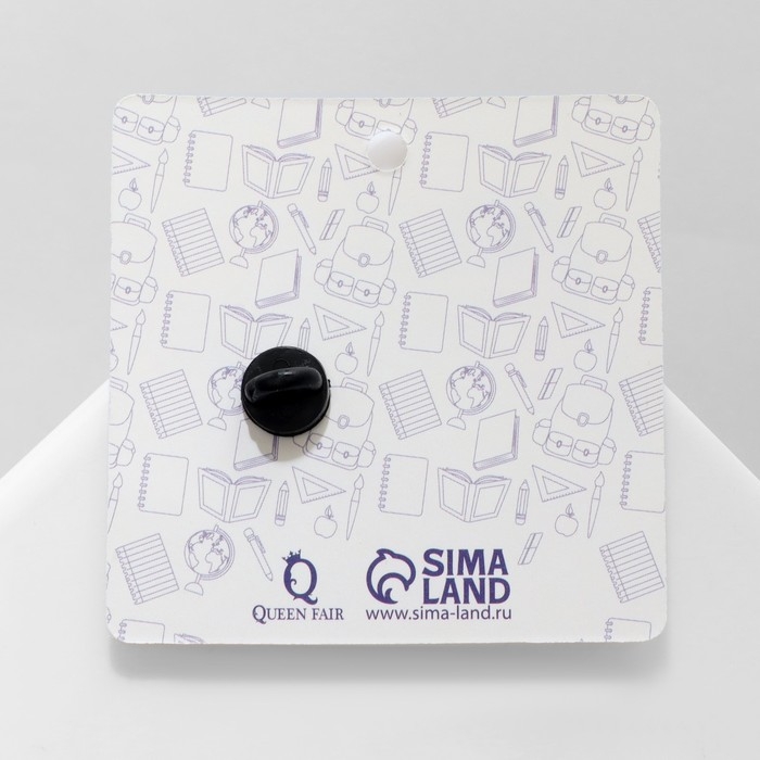 Значок «Математика» число Пи, цвет белый в золоте Значок «Математика» число Пи, цвет белый в золоте