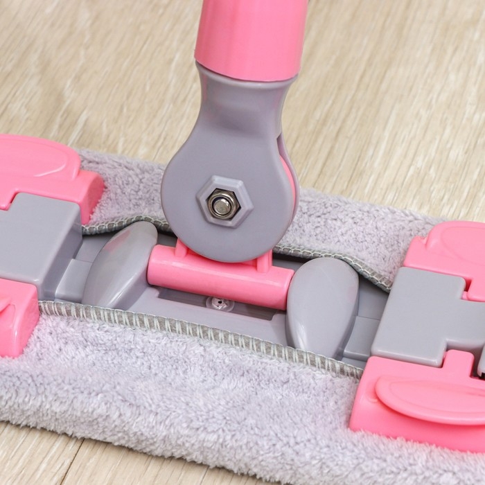 Швабра для мытья пола плоская Доляна, насадка из микрофибры 40×12 см, телескопическая стальная ручка 74-109 см, цвет МИКС Швабра для мытья пола плоская Доляна, насадка из микрофибры 40×12 см, телескопическая стальная ручка 74-109 см, цвет МИКС