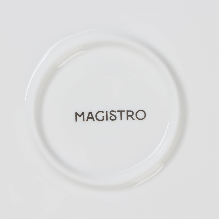 Тарелка фарфоровая обеденная Magistro «Роза», d=22,5 см, цвет белый Тарелка фарфоровая обеденная Magistro «Роза», d=22,5 см, цвет белый