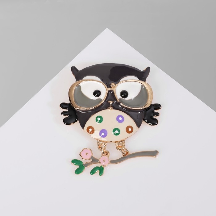 Брошь мультяшная «Сова» на ветке, цветная в золоте Брошь мультяшная «Сова» на ветке, цветная в золоте