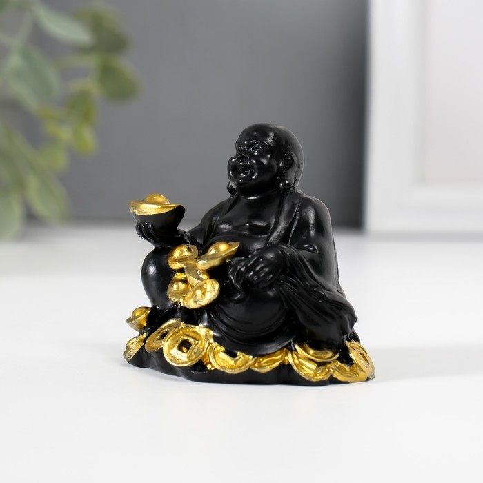 Нэцкэ полистоун  Нэцкэ полистоун "Хотей с золотыми слитками и монетами" чёрный 4х5,7х5,5 см