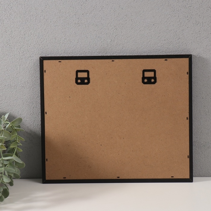 Фоторамка дерево, металл с прищепками 10х15 см  Фоторамка дерево, металл с прищепками 10х15 см "Дом" черная 28,5х24х1,3 см