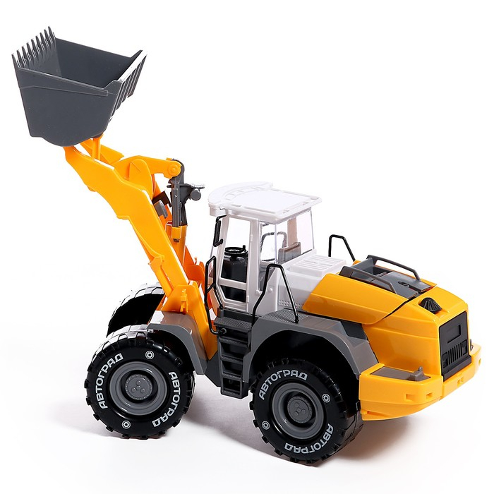 Трактор инерционный «Погрузчик» Трактор инерционный «Погрузчик»
