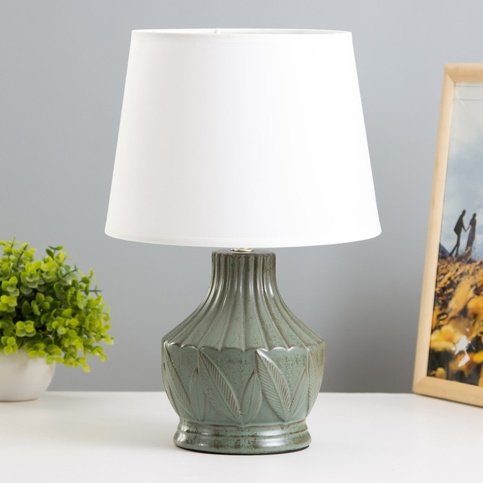 Настольная лампа Настольная лампа "Глория" Е14 40Вт 23х23х34 см RISALUX