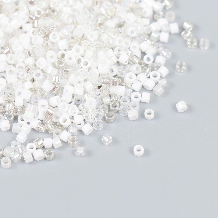 Бисер стекло 12/0  Бисер стекло 12/0 "Перламутр. Белое ассорти" 10 гр