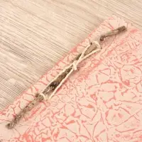 Блокнотик плетеный,48 листов, 14х18х2 см, цв. бежево-красный Блокнотик плетеный,48 листов, 14х18х2 см, цв. бежево-красный