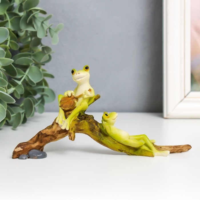 Сувенир полистоун Сувенир полистоун "Лягушата на веточке - музицирование" 8,4х16,6х3 см