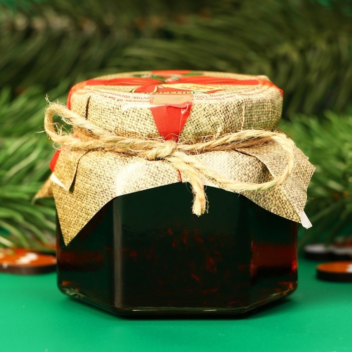 Новый год. Варенье Новый год. Варенье "Новогоднее" из сосновых шишек, 100 мл