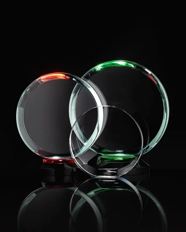 Награда Neon Emerald, в подарочной коробке Награда Neon Emerald, в подарочной коробке