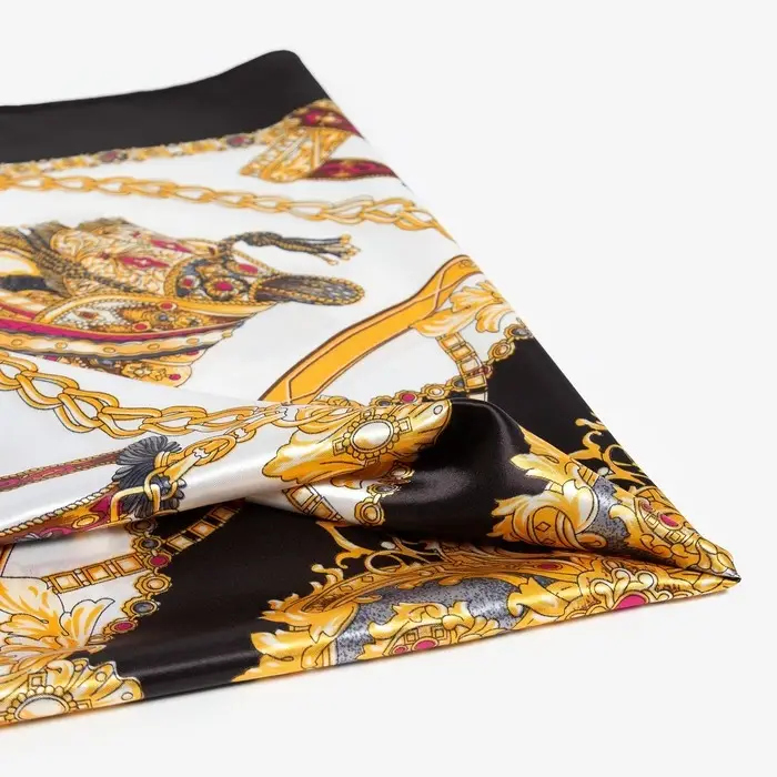 Платок женский MINAKU с узорами, размер 70×70 см, чёрный