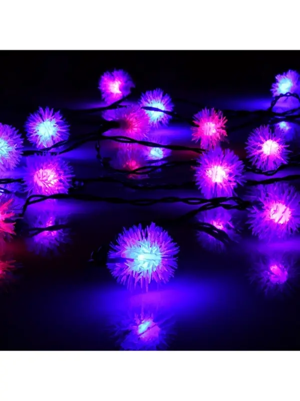 Гирлянда &laquo;Нить&raquo;, 4.5 м, уличная, с насадками &laquo;Ёжики&raquo;, IP44, 30 LED, 2 режима, солнечная батарея, тёмная нить, свечение синие/фиолетовое/розовое