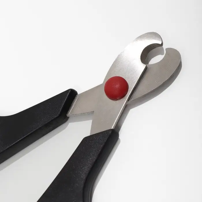 Ножницы-когтерезы средние, 13.5&times;6.5&times;0.8 см, с упором для пальца, эконом, цвет МИКС