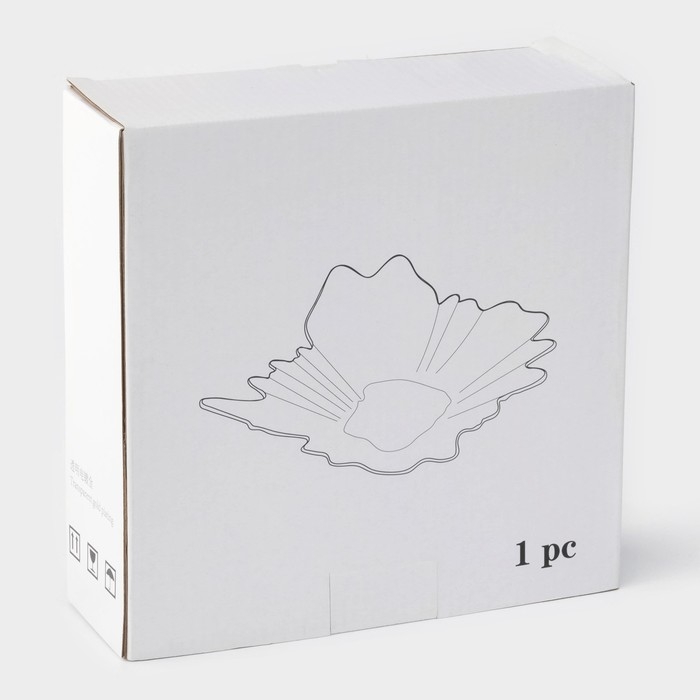 Тарелка стеклянная сервировочная «Рени», 25×22×6 см, цвет золотой Тарелка стеклянная сервировочная «Рени», 25×22×6 см, цвет золотой