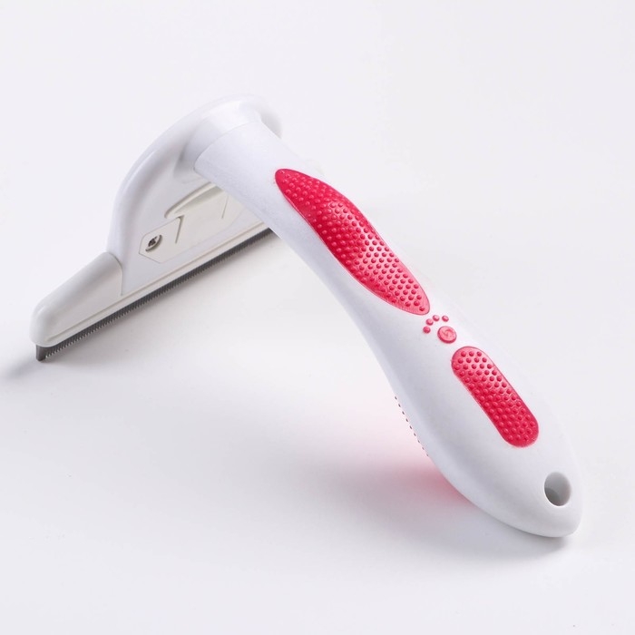 Дешеддер большой со съёмным лезвием, 15 х 10,5 см, бело-розовый Дешеддер большой со съёмным лезвием, 15 х 10,5 см, бело-розовый