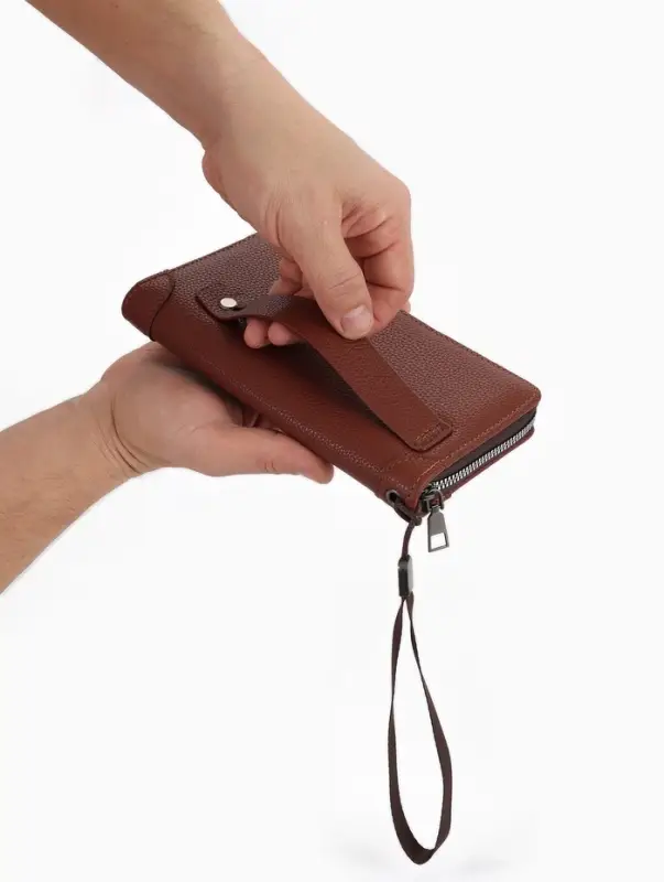 Портмоне мужское на молнии, 3 отделения, искусственная кожа, с ручкой, коричневое