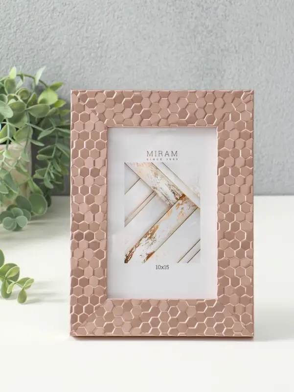 Фоторамка для фото 10&times;15 см &laquo;МИРАМ&raquo;, пластик, розовый, (пластиковый экран)