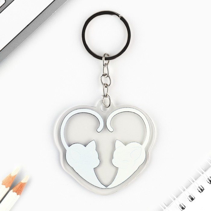 Брелок для ключей детский акриловый Брелок для ключей детский акриловый "Сердце", 5,9 х 6,7 см