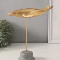 Фигурка &laquo;Золотой кит&raquo;, полистоун, 20&times;11&times;22.5 см