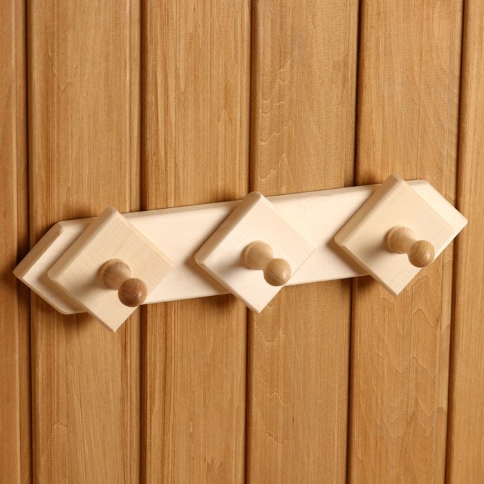 Вешалка 3 крючка, липа Вешалка 3 крючка, липа "Добропаровъ"