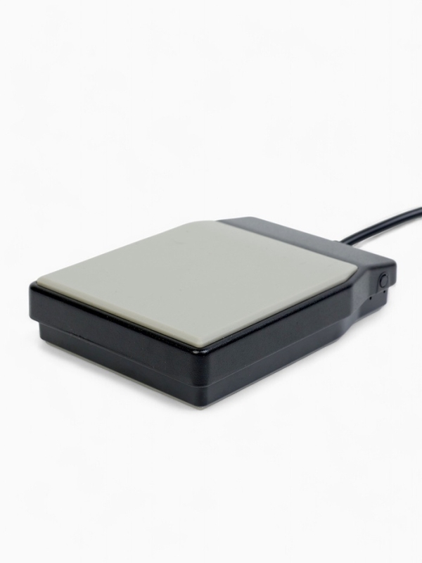 Педаль сустейна Music Life SP20 для цифрового пианино, серая, 10 х 7,5 см Педаль сустейна Music Life SP20 для цифрового пианино, серая, 10 х 7,5 см