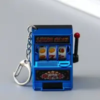 Брелок для ключей &laquo;Игровой автомат - казино&raquo;, синий, крутится барабан, 2.7&times;3.4&times;5 см