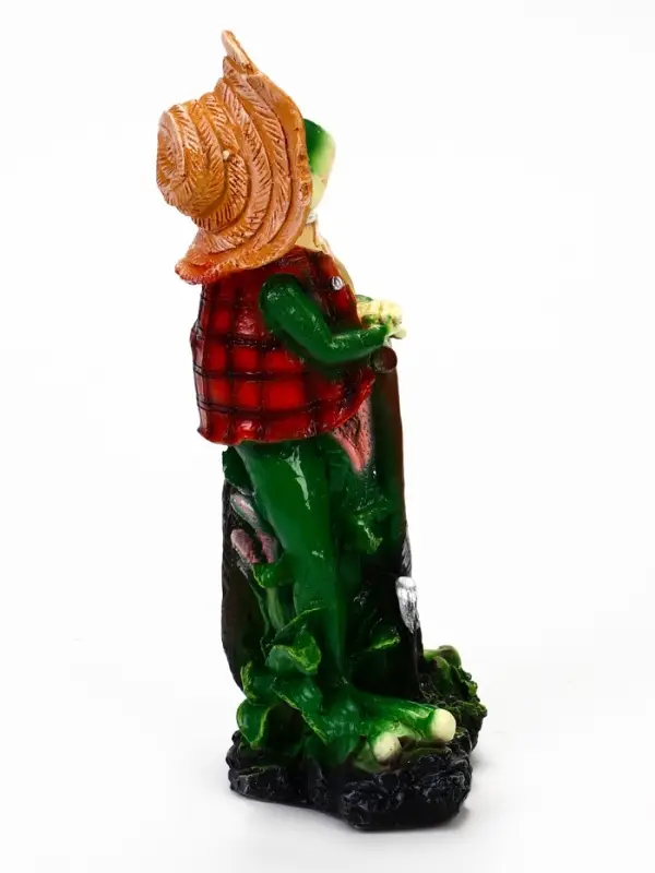 Садовая фигура из полистоуна &laquo;Лягушонок-садовник&raquo;, 17&times;12&times;33 см